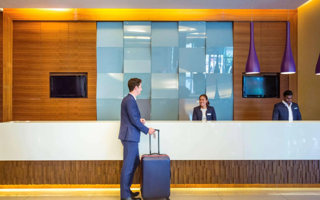 Hotel Novotel Suites Mall Avenue Dubai