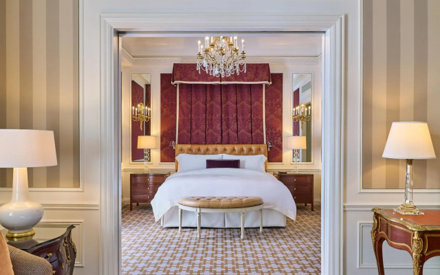 5th & 55th Residence Club