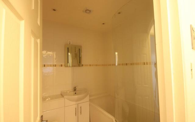 34H Medmerry Park 2 Bedroom Chalet Family Friendly