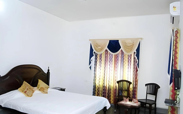 Chandra Hill Resort