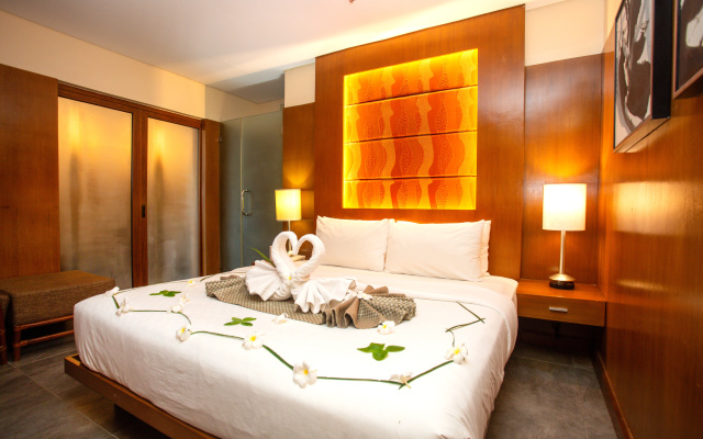 Crown Regency Beach Resort