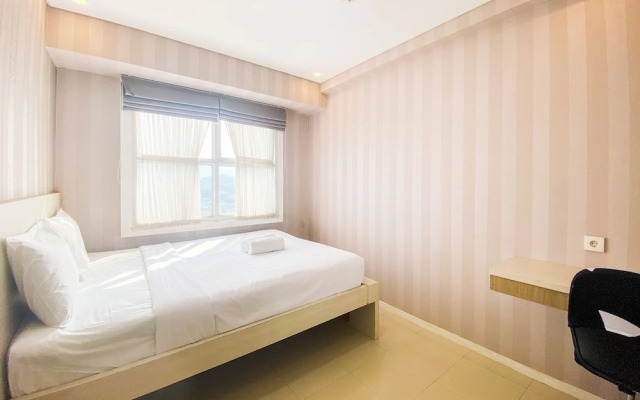 Homey Apartment With 1Br At Parahyangan Residence