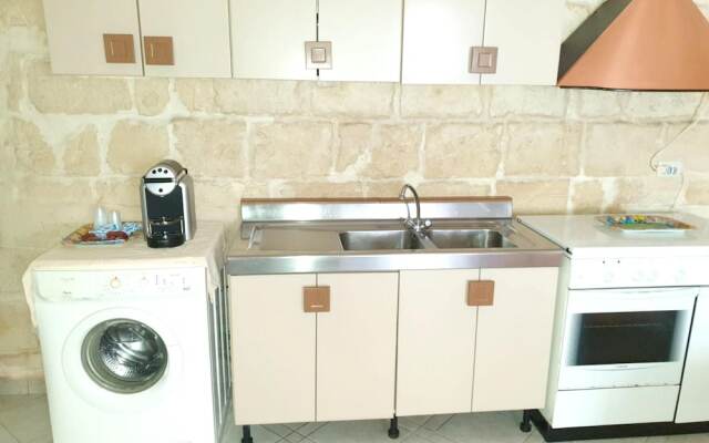 Studio In Trani 1 Km From The Beach