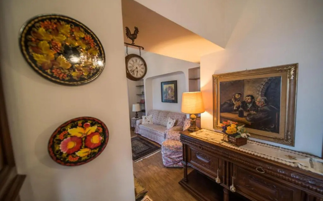 Casa Cecconi (On The Hills Of Florence)