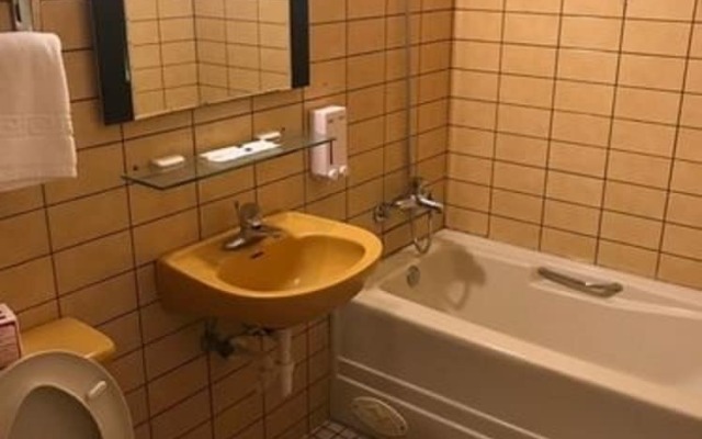 Win Inn Kaohsiung Hotel