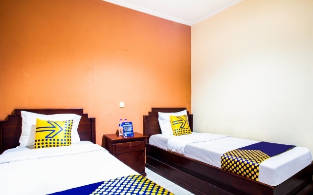 SPOT ON 3858 Elsana Transit Hotel