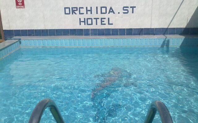 Orchida St. George Hotel