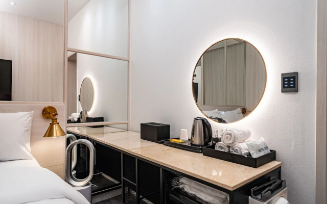 Hotel Insta Suwon