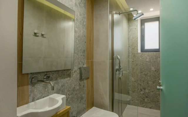 Luxurious Villa Mare - With 150m Pool