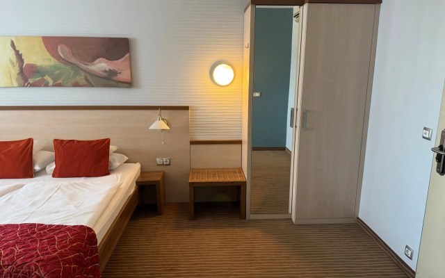 Famulus Hotel