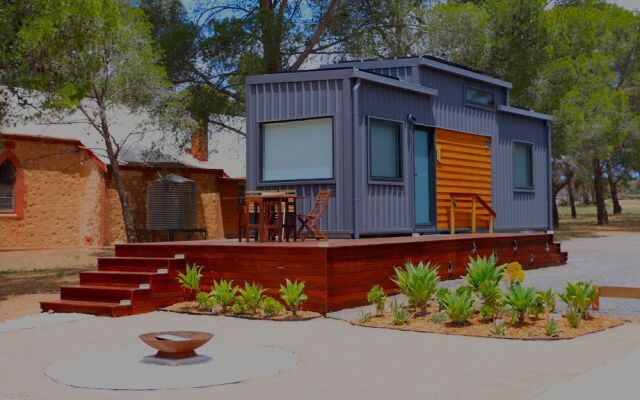The Pink Lake Tiny House - 'peony'
