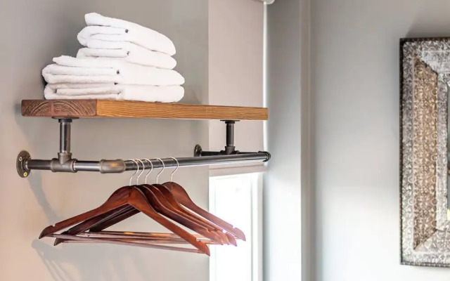 Stunning Sea View Georgian Retreat by Adliv