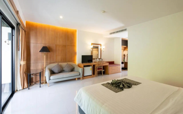 Tinidee Hotel At Phuket