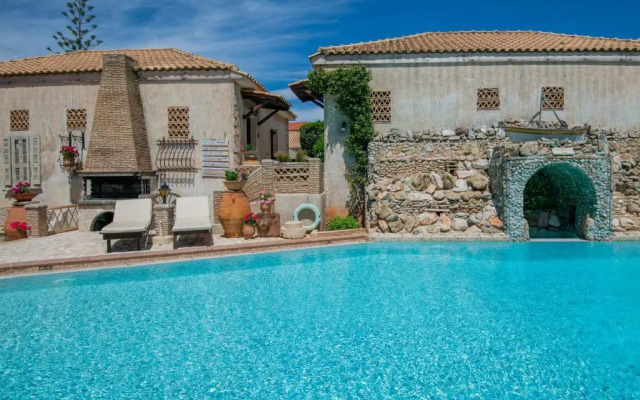 Garden Village Hotel