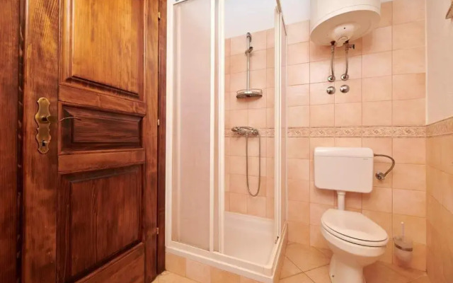 Holiday Home Tamaris With Pool in a Village Near Visnjan