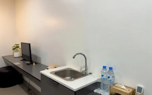 Breezewood Bangkok Hotel
