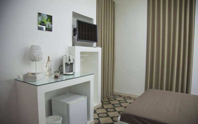 Villa Adelaide Suite & Room