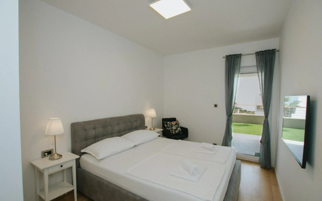 Apartment Sea Villa 5