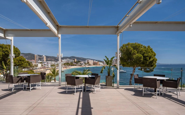 Отель Melia Calviá Beach