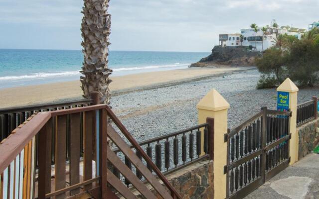 Bungalows Side Shore