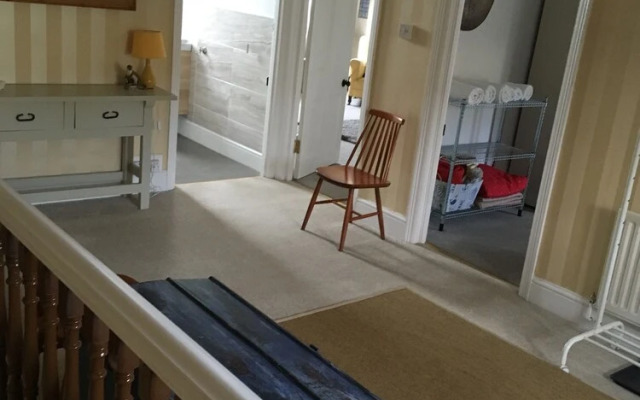 Goodamoor Apartments