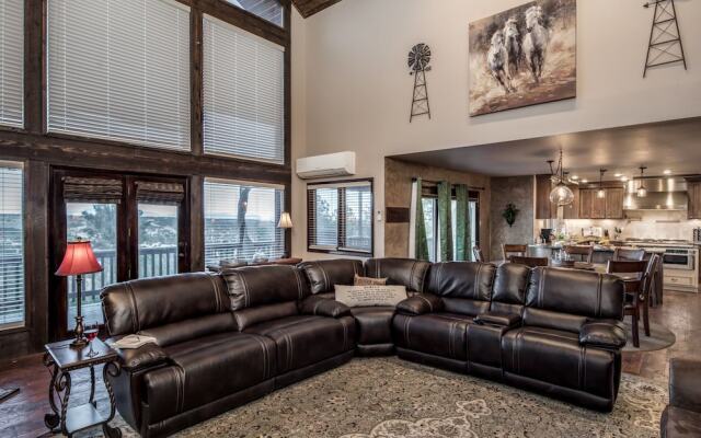 ALTO ESCAPE - Four Bedroom Home