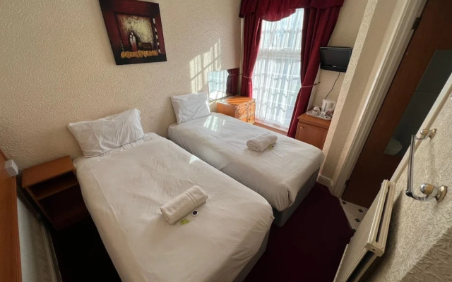 Fjaerland Hotel