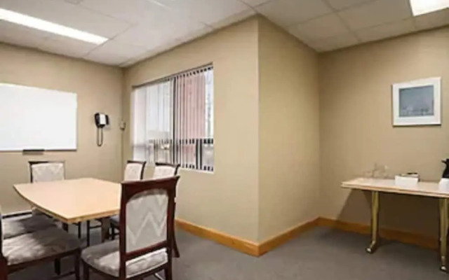 Travelodge by Wyndham Chatham