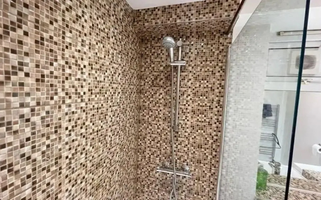 Melville Road Apartment - Birmingham City Centre