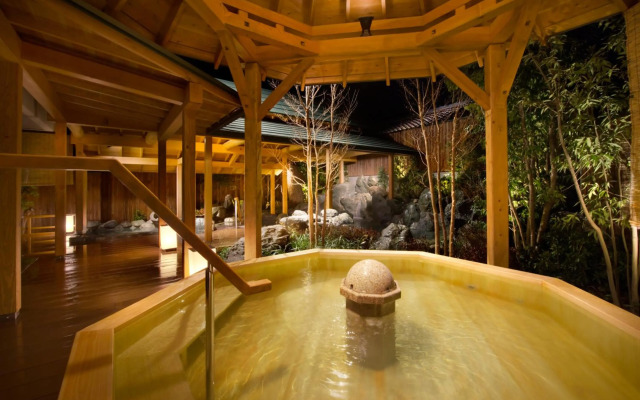 Shimobe Hotel