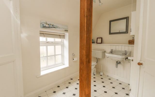 Humpty Dumpty Cottage