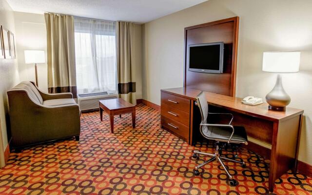 Comfort Suites Concord Mills