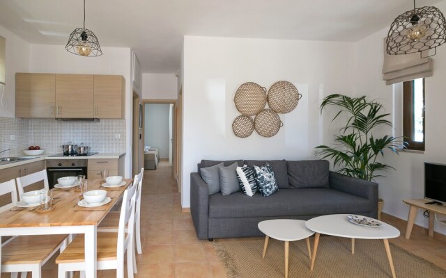 Syra Suites
