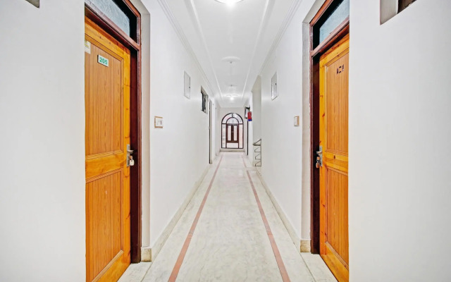 OYO 84775 Hotel Grand Sultan