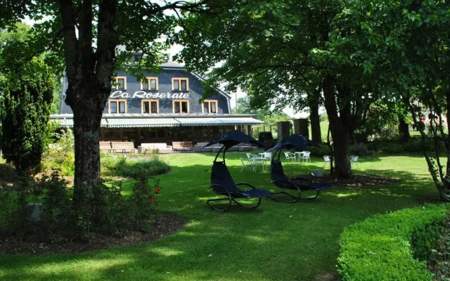 La Roseraie. Gaume-Ardenne-lacuisine sur Semois.