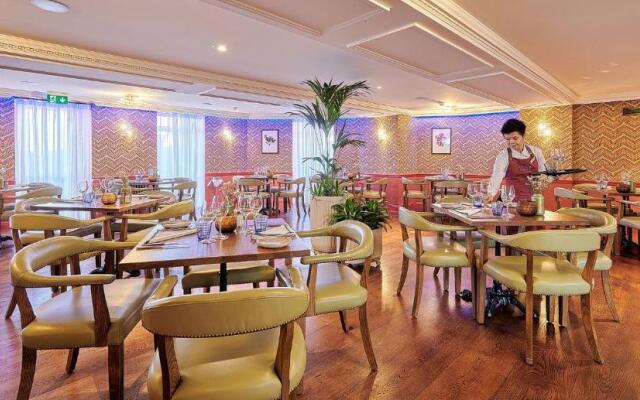 Les Rocquettes Hotel