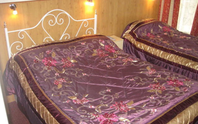 Cavendish Hotel