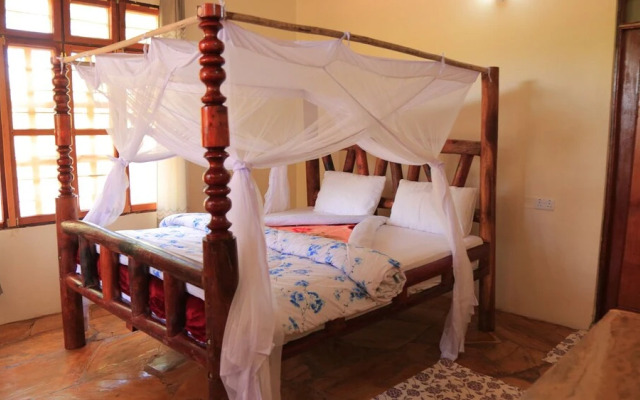 Mikumi Adventure Lodge