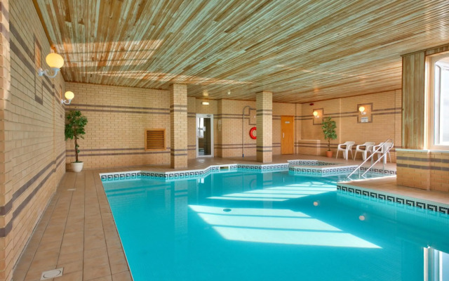 The Channel View Hotel