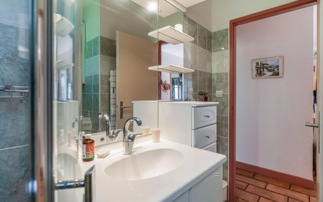 Delightful villa in Prades-sur-Vernazobre with Private Pool