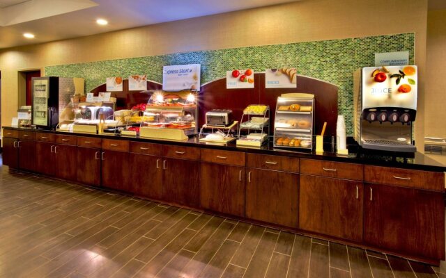 Holiday Inn Express & Suites Oak Ridge by IHG