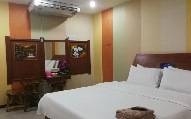 Reurn Thai Resort Ratchaburi