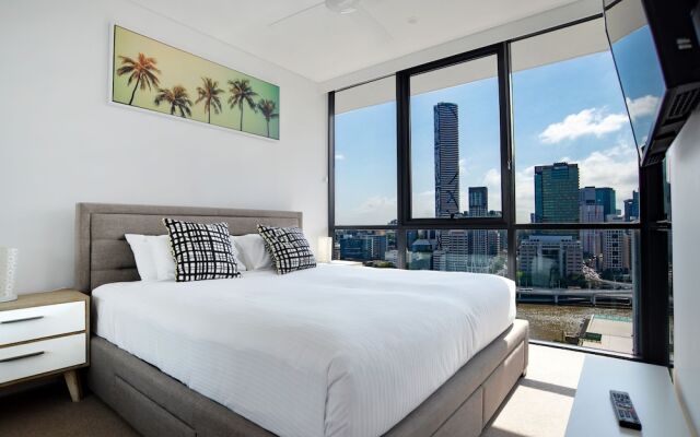 Hope Street Apartments by CLLIX