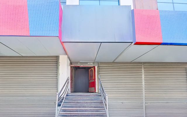 Capital O 70268 Vihari Grand Inn