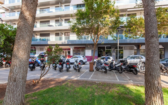 Modern Apartment in Palamós near Beach