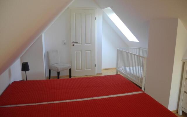 Alte Fischerkate und Möwennest