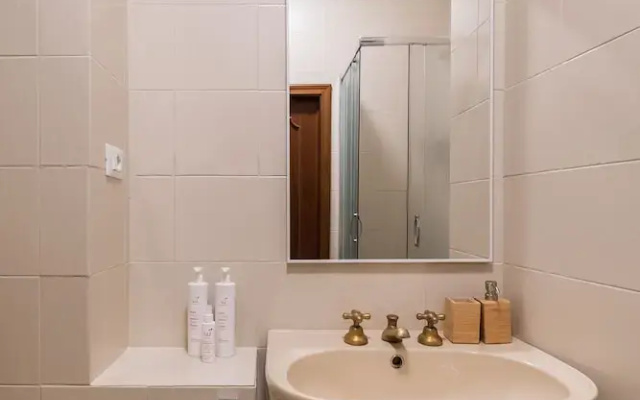 Rolandino Apartment in the city center