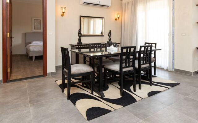 Prime Select Village Gate