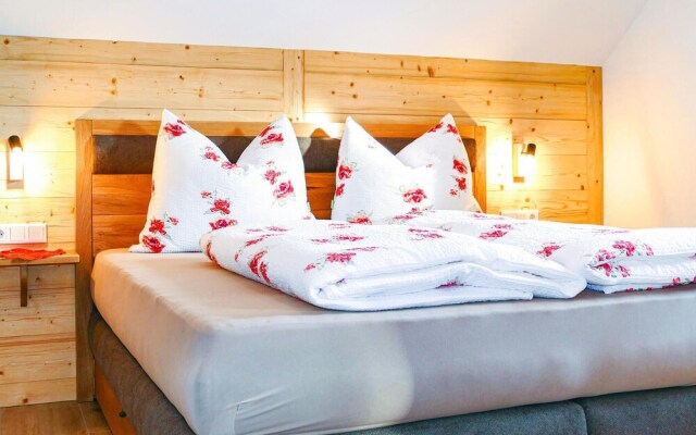 Awesome Home in Weisspriach With Sauna and 3 Bedrooms