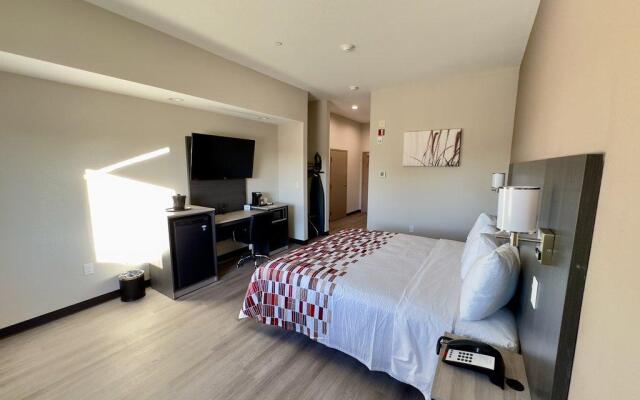 Red Roof Inn Hutchins